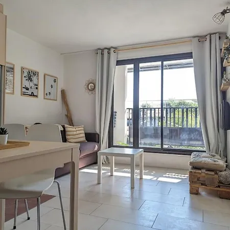 A Le Penon - 200m Apartment *